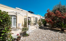 Guesthouse Villa Maggie By Adex Travel